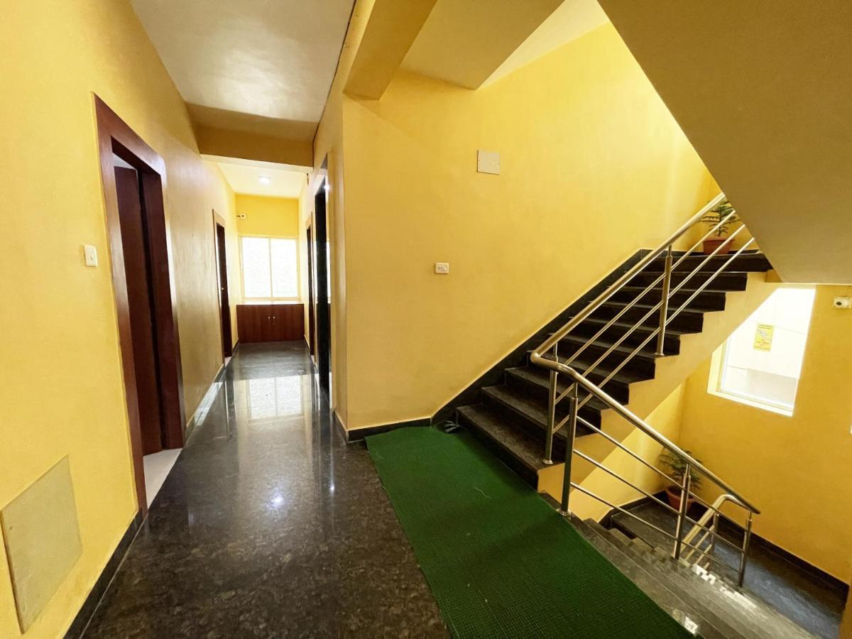 Hotel Golden Wave Puri Exterior foto